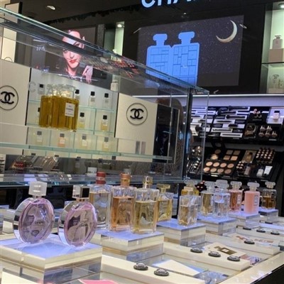 ہینڈبیگ شاپ فرنیچر