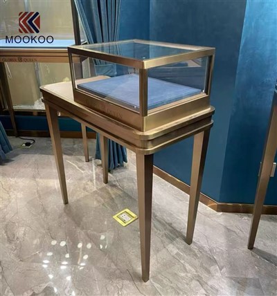 لگژری-LED-گولڈ-زیورات-ڈسپلے-کیس-وٹرین