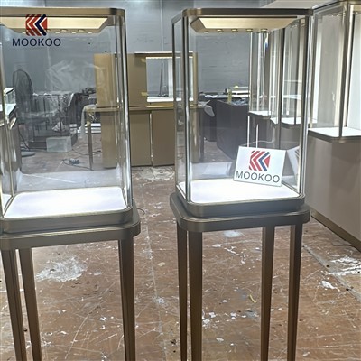 کمرشل استعمال کے لیے جدید سٹینلیس سٹیل جیولری واچ شوکیس داخلہ ڈیزائن لائسنس یافتہ جیول ڈسپلے شاپ
