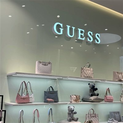 لکڑی کے ہینڈبیگ ڈسپلے